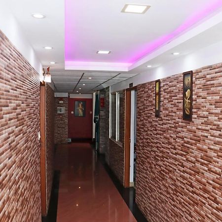 Hotel Uthradam Towers Thiruvananthapuram Esterno foto